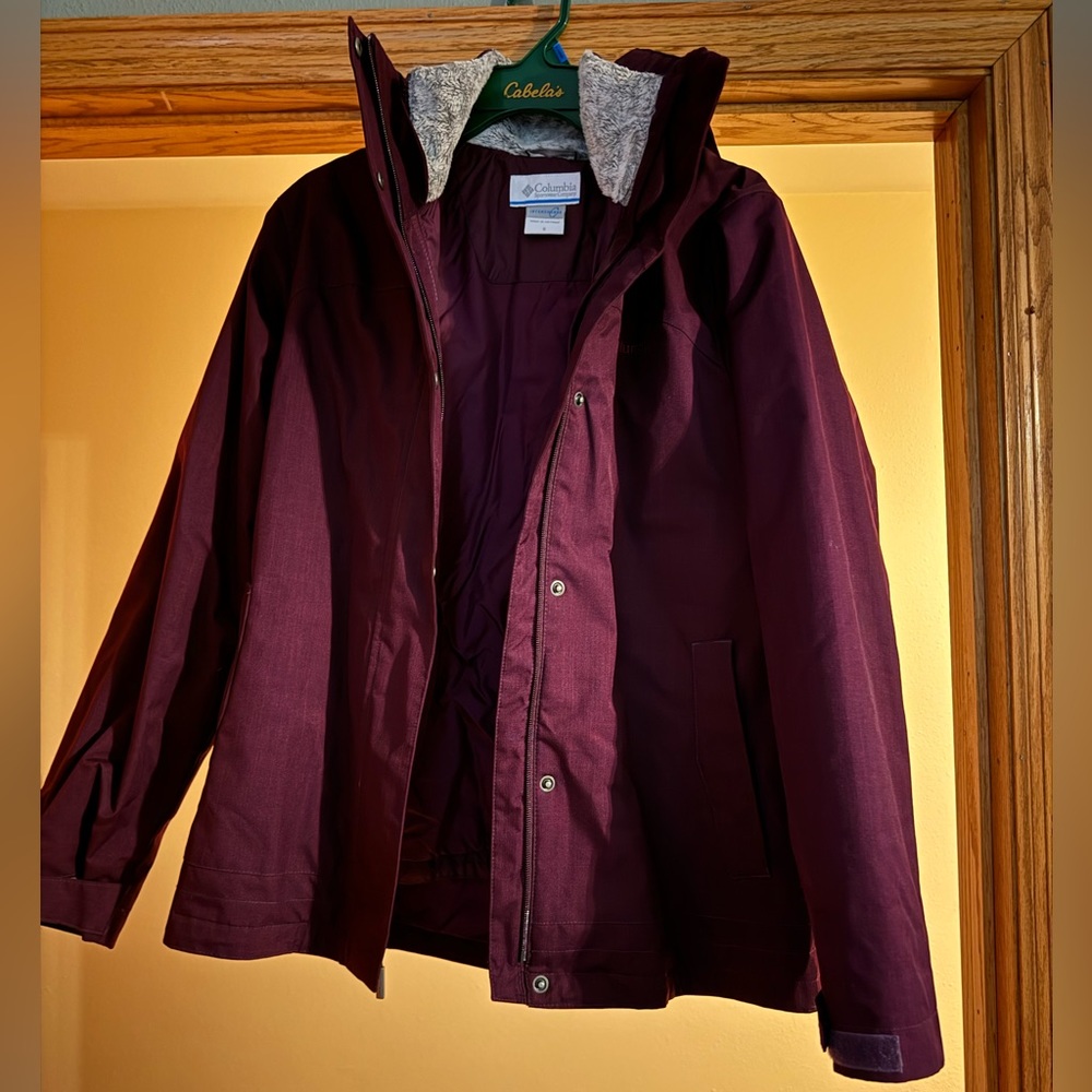Women’s Columbia Jacket
